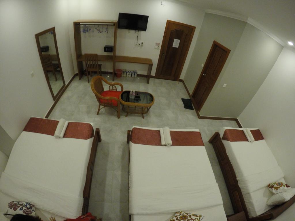 Happy​​ Family Guesthouse Kampot Luaran gambar